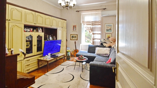 Apartment app. 88 m2 | Beautiful sea view and Old Town view | Potential! | Dubrovnik